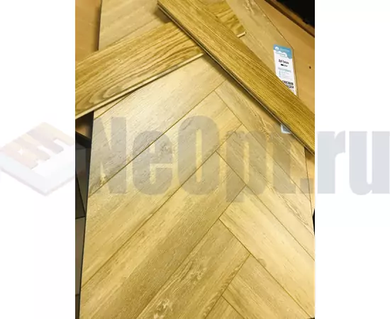 Ламинат Alpin Floor Herringbone Дуб Тулуза LF102-04